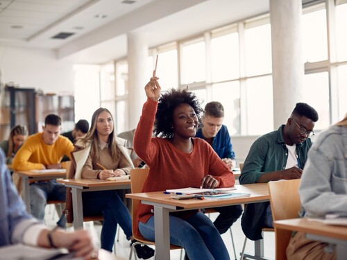 Brug met onderwijs